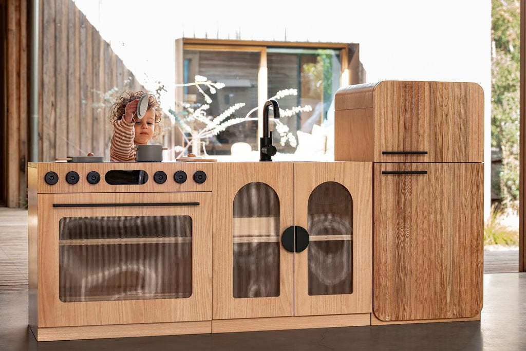 Oak Fluted Play Oven β Montessori Wooden Toy Kitchen