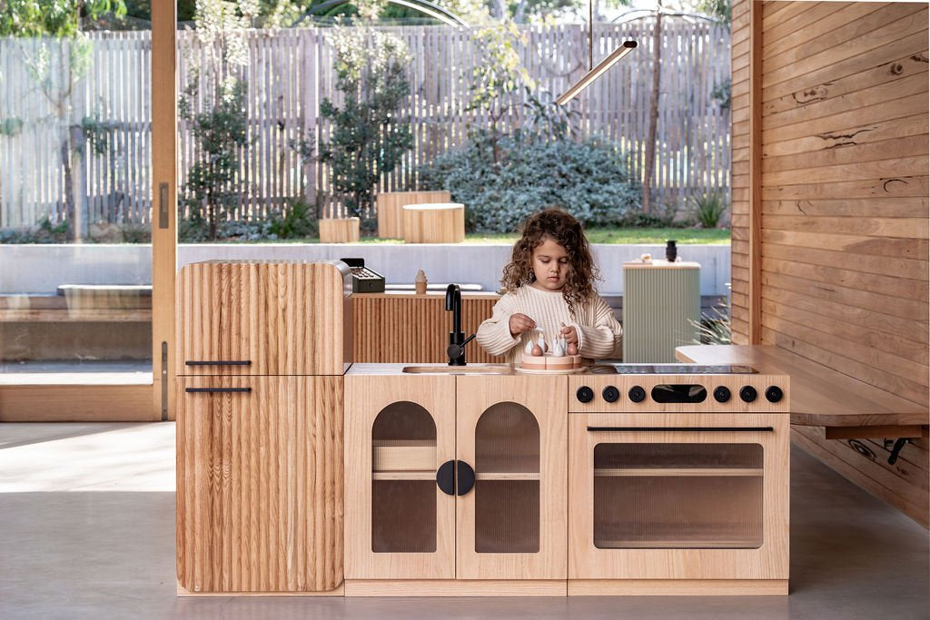 Oak Fluted Play Oven β Montessori Wooden Toy Kitchen