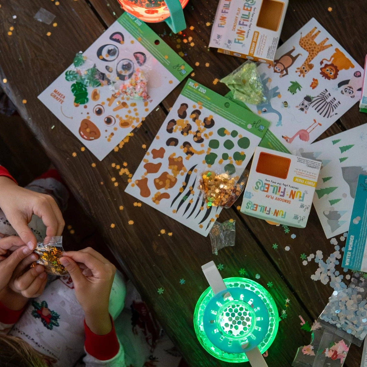 Sensory Play Jar + Zoo Filler Set