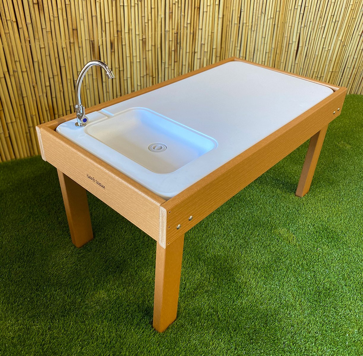KSO-MT4826PK Kids' Station Outdoor Mud Table, PreK – Sensory Site