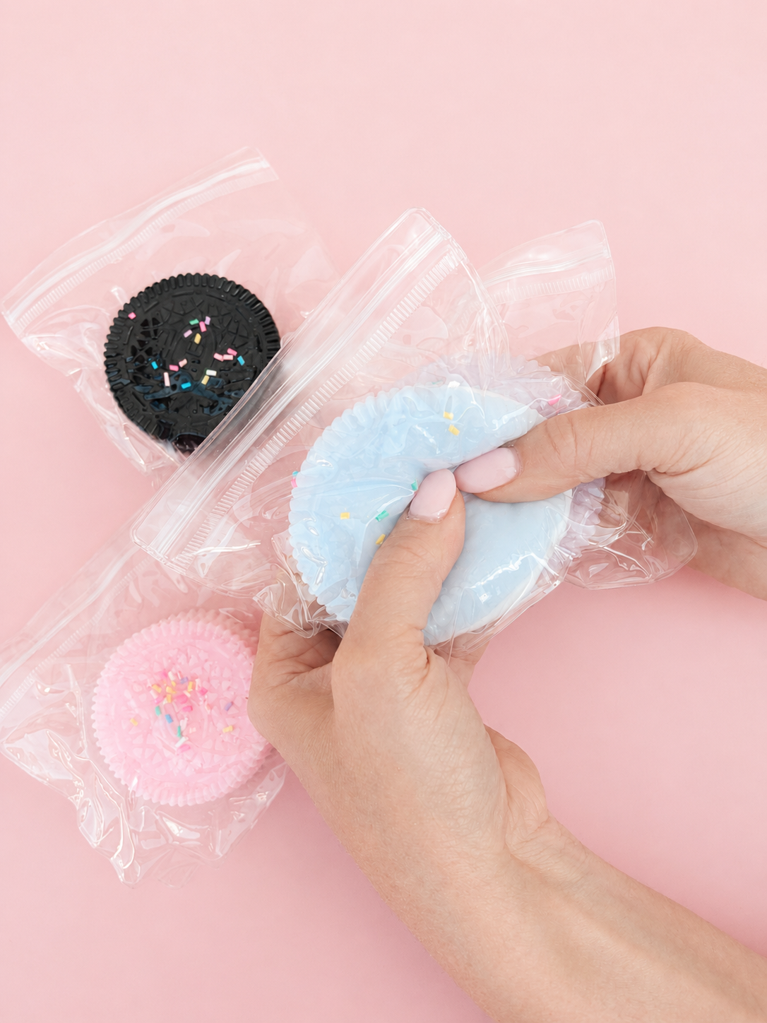 2pk Sprinkle Sandwich Cookie Squishy Fidget