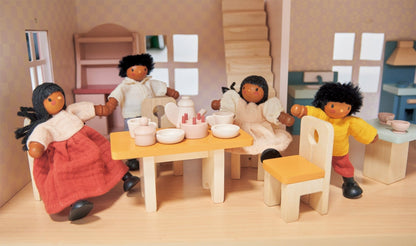 The Wooden Berrybunch Doll Family